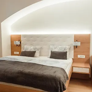Hotel Operna Klet, Ljubljana