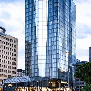 5* מלון Grand Plaza & Congress Center